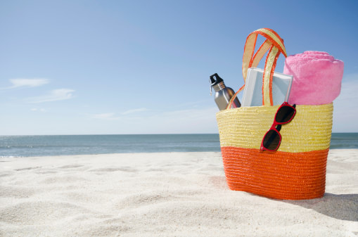 Going On Vacation? Pack These Top 12 Travel Essentials for your Hair