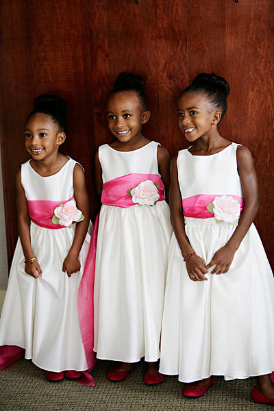 flower-girls-pink-sash